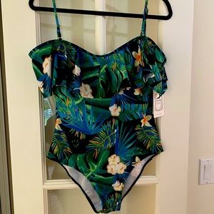 Coeur DeVague One Piece Bathing Suit Large